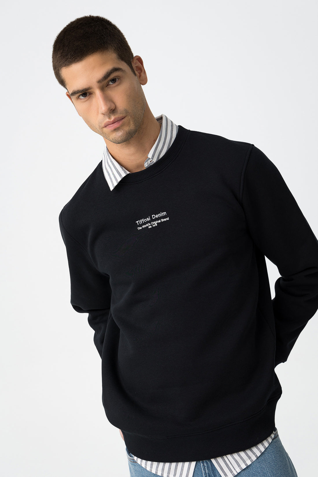 Sweatshirt com Bordado